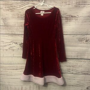 Girls Velvet Red Christmas Dress with White Trim size 6/6x